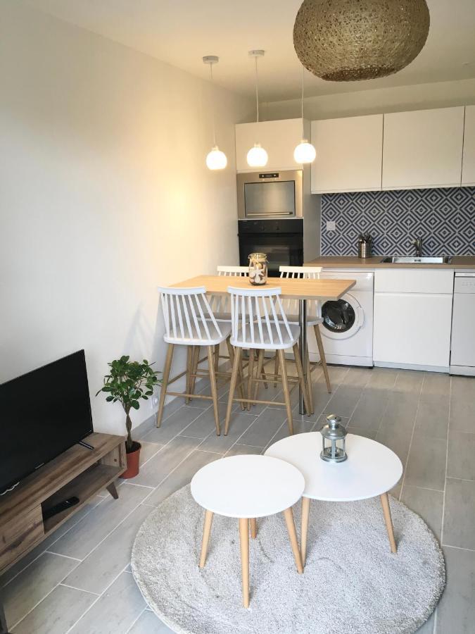 Apartment Rez De Jardin En Acces Direct *